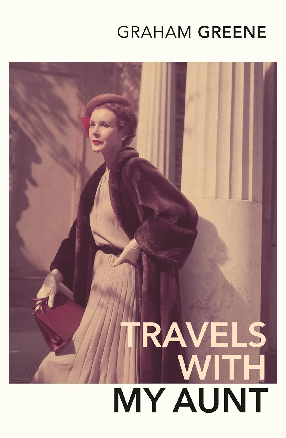 TRAVELS WITH MY AUNT - GRAHAM GREENE