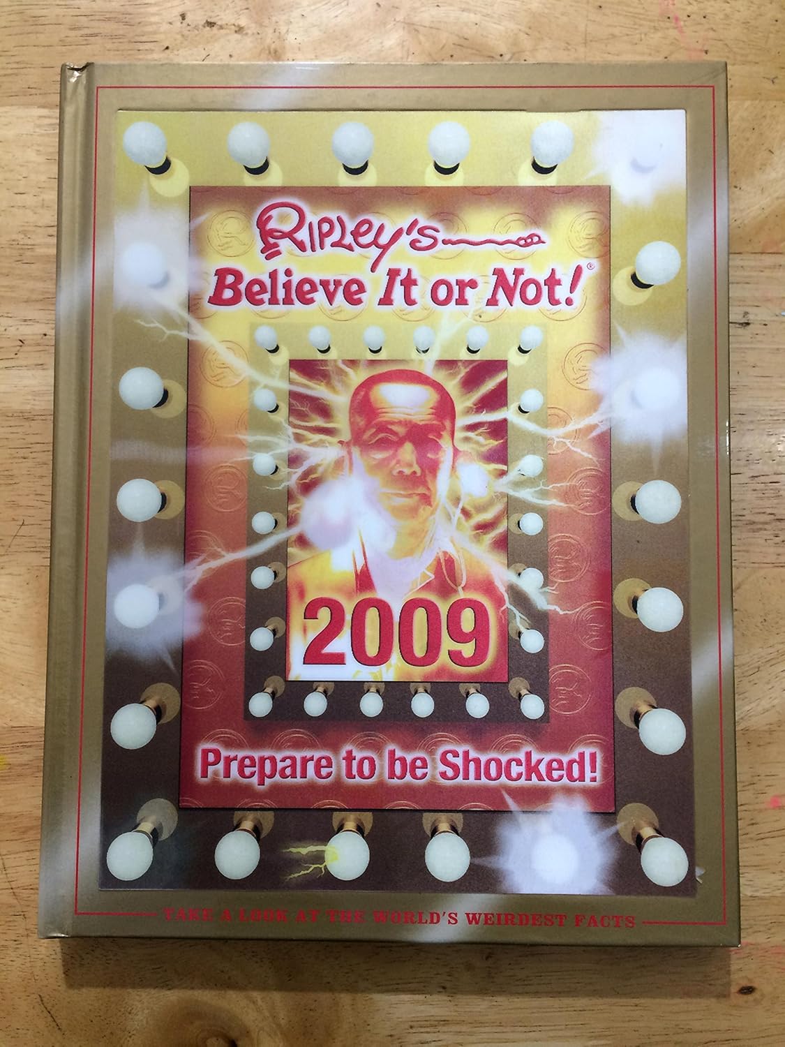 RIPLEYS BELIEVE IT OR NOT 1ST/2009 - ROBERT LE ROY